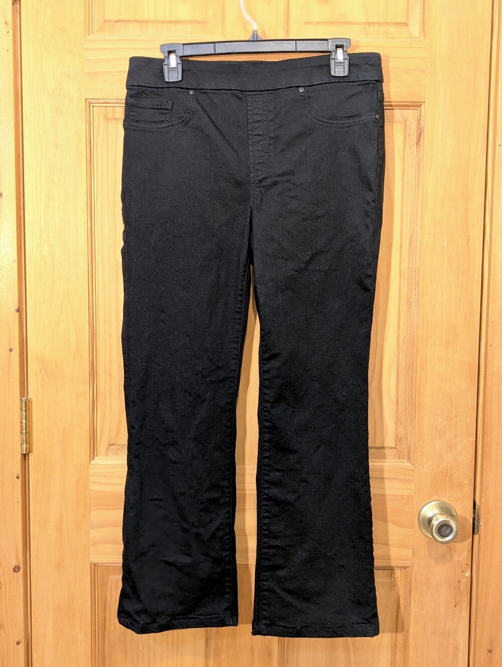Chico's Pull On Slim Boot Jeans Sz 0.5R/6R Black Mid Rise Minimalist Boho Chic